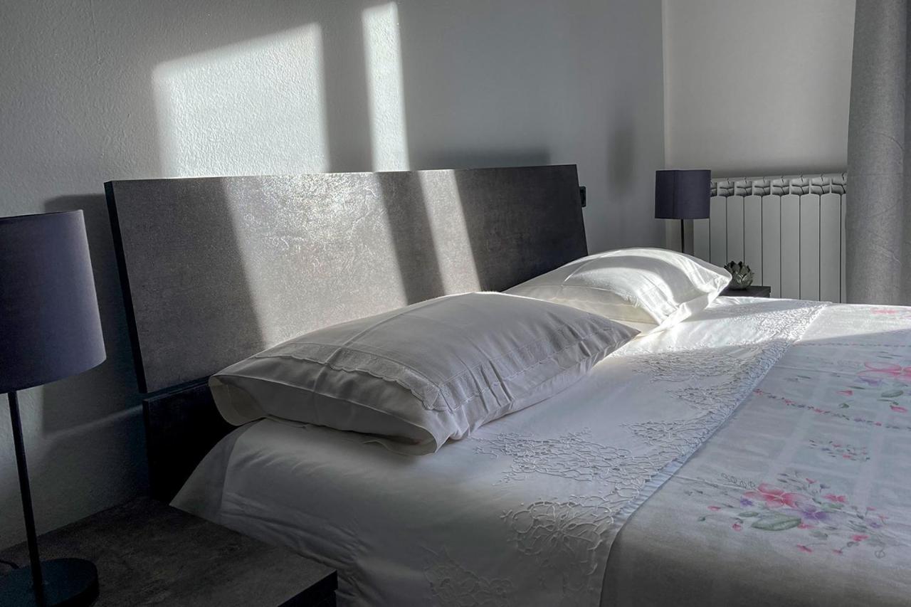 Luxury Home Cabras Centro Екстериор снимка